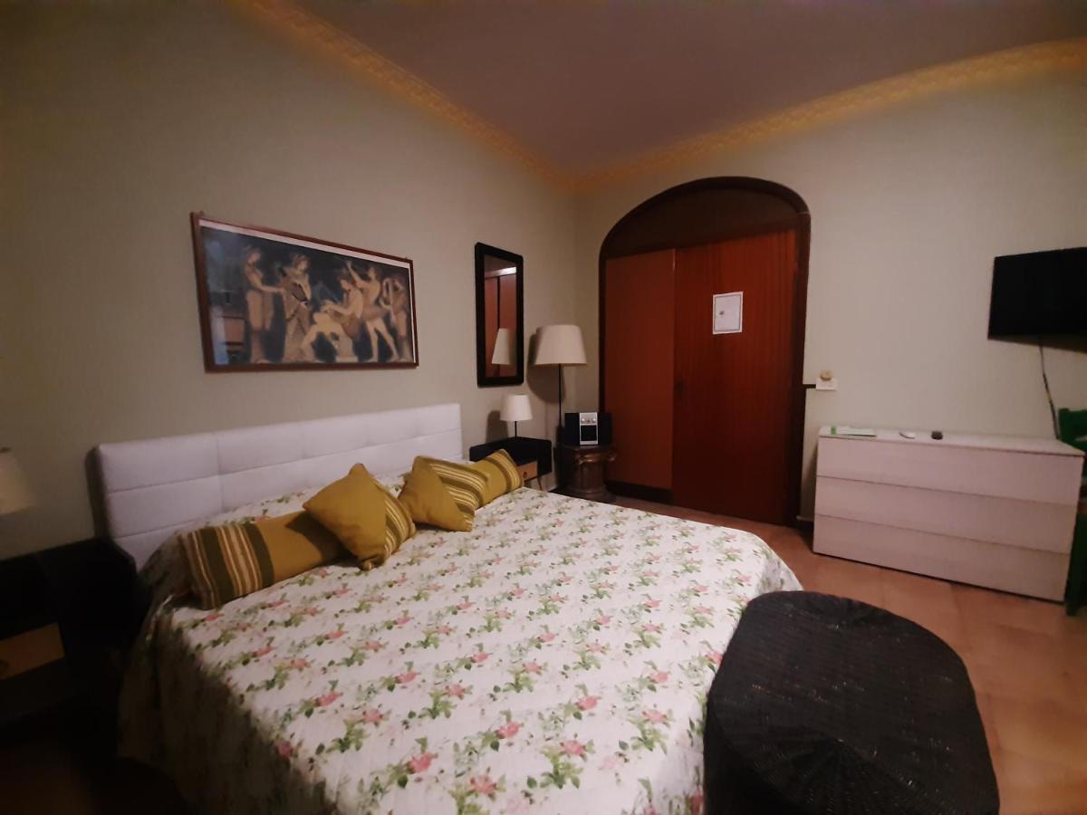 San Nicolò House Aci Catena Exterior foto